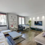 Appartement de 67 m² avec 2 chambre(s) en location à Paris