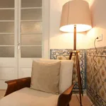 Rent 3 bedroom apartment of 130 m² in lisbon