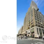 Rent 1 bedroom apartment of 733 m² in Manhattan