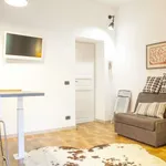 Rent 2 bedroom apartment of 45 m² in rome