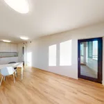 Pronajměte si 3 ložnic/e byt o rozloze 92 m² v Prague