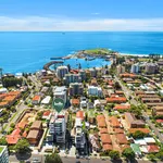 Rent 2 bedroom apartment in Wollongong