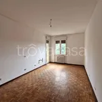 Rent 3 bedroom apartment of 80 m² in Malnate