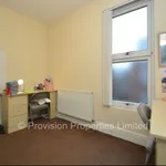 Rent 2 bedroom house in Leeds