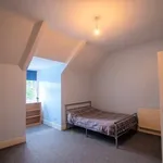 Rent 4 bedroom apartment in Yorkshire And The Humber