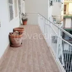 Rent 5 bedroom apartment of 130 m² in Napoli