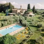 Rent 5 bedroom house of 150 m² in Barberino Tavarnelle