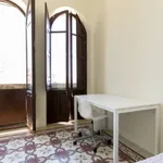 Rent 10 bedroom apartment in Granada