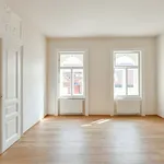 Rent 3 bedroom apartment of 105 m² in Capital City of Prague