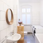 Rent 4 bedroom apartment of 11 m² in Berlin