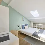 Rent a room in lisbon