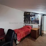 Rent 3 bedroom house of 100 m² in Trevi