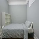 Rent a room in lisbon