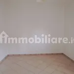 Affitto 4 camera appartamento di 130 m² in Brindisi