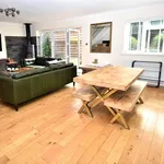 Rent 5 bedroom house in Surrey Heath