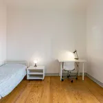 Rent a room in lisbon