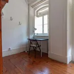 Rent a room in lisbon