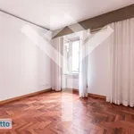 Rent 6 bedroom apartment of 200 m² in Rome