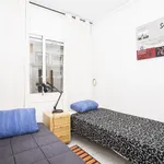 Rent 3 bedroom apartment in Barcelona