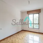 Alquilo 1 dormitorio apartamento de 53 m² en Oviedo