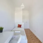 Rent a room in lisbon