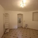 Rent 2 bedroom apartment of 25 m² in Prague