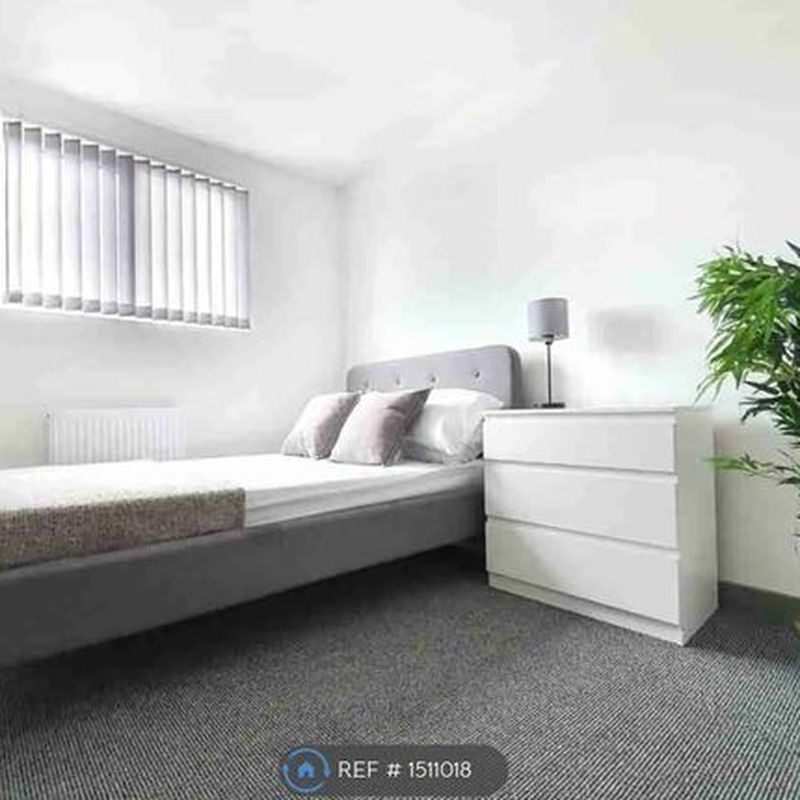 Room to rent in Ash Grove, Liverpool L15