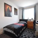 Rent 2 bedroom flat in South East England