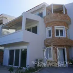 Rent 3 bedroom apartment of 400 m² in Greece