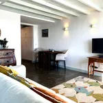 Rent 1 bedroom house of 70 m² in Cascais