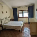 Rent 2 bedroom apartment of 63 m² in Roma