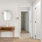 Rent 3 bedroom apartment of 75 m² in Lisboa