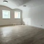 Pronajměte si 2 ložnic/e byt o rozloze 42 m² v Františkovy Lázně