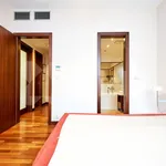 Rent 2 bedroom apartment of 54 m² in Capital City of Prague