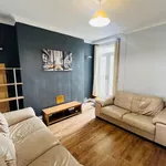 Rent 4 bedroom house in Wales