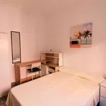 Rent a room of 72 m² in valencia