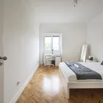 Rent 9 bedroom apartment in Lisbon