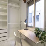 Rent a room of 100 m² in valencia