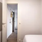 Rent 2 bedroom apartment of 65 m² in Barcelona