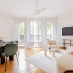 Rent 2 bedroom apartment of 743 m² in Paris