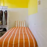 Rent a room in lisbon