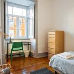 Rent 5 bedroom apartment in Lisbon