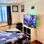 Rent 1 bedroom flat in London