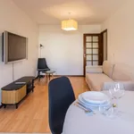 Rent 1 bedroom apartment in Porto