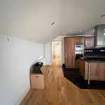 Rent 3 bedroom flat in Sandy