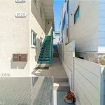 Rent 2 bedroom apartment of 90 m² in hermosa beach