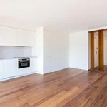 Rent 2 bedroom apartment of 111 m² in Lisbon