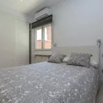 Rent 1 bedroom apartment of 45 m² in Madrid