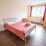 Rent a room in london