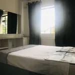 Rent a room of 77 m² in dublin